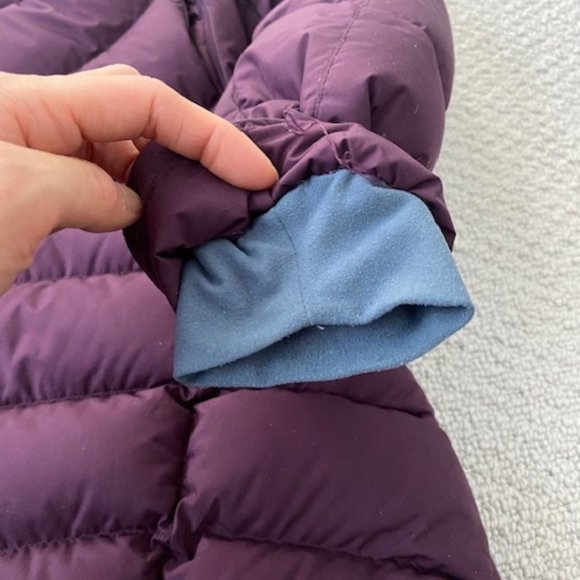 Kathmandu down coat for sale! ( 500 down fill) - Picture 12 of 13